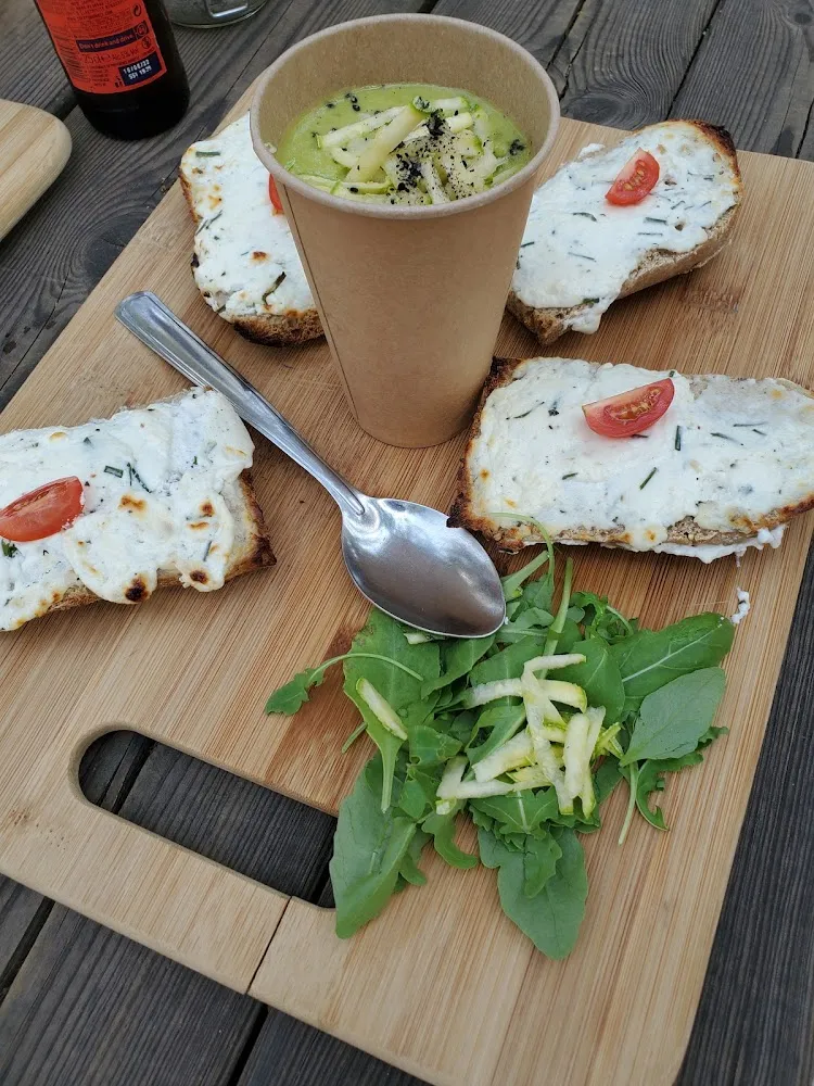 Gaspacho Vert Et Sa Bruchettes